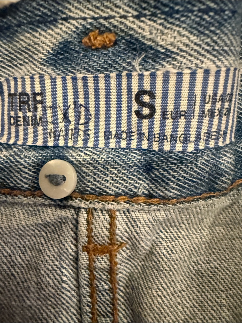 Zara Light Blue Asymmetrical Distressed Denim Skirt - Picture 9 of 9